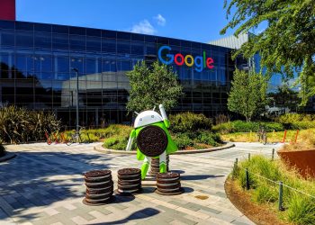 Geek Cat - Autobus Google Developers rusza w trasę po Europie